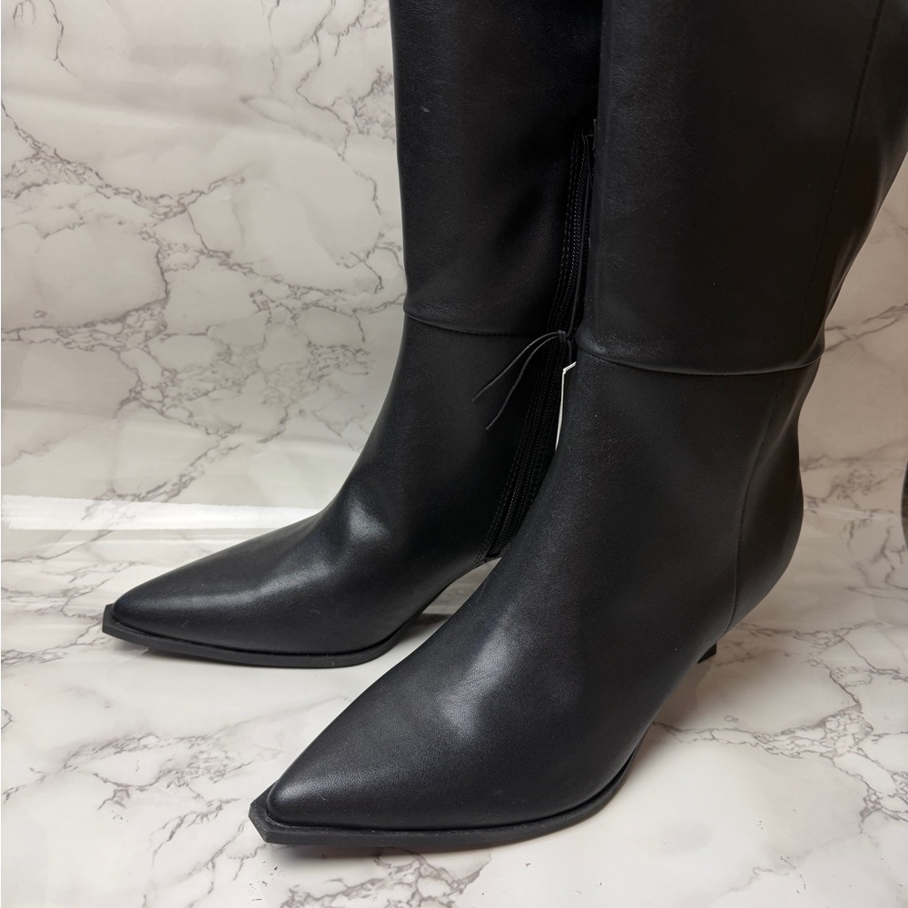 Women’s NYC Madden Kitten Boot Black US Size  10